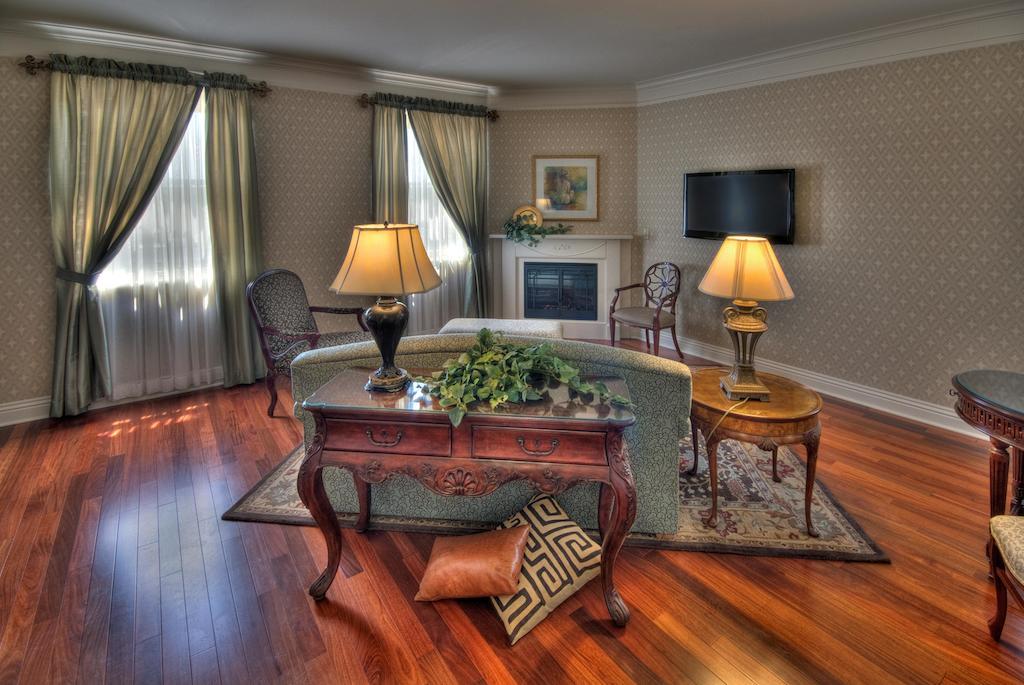 Charley Creek Inn Wabash Екстер'єр фото