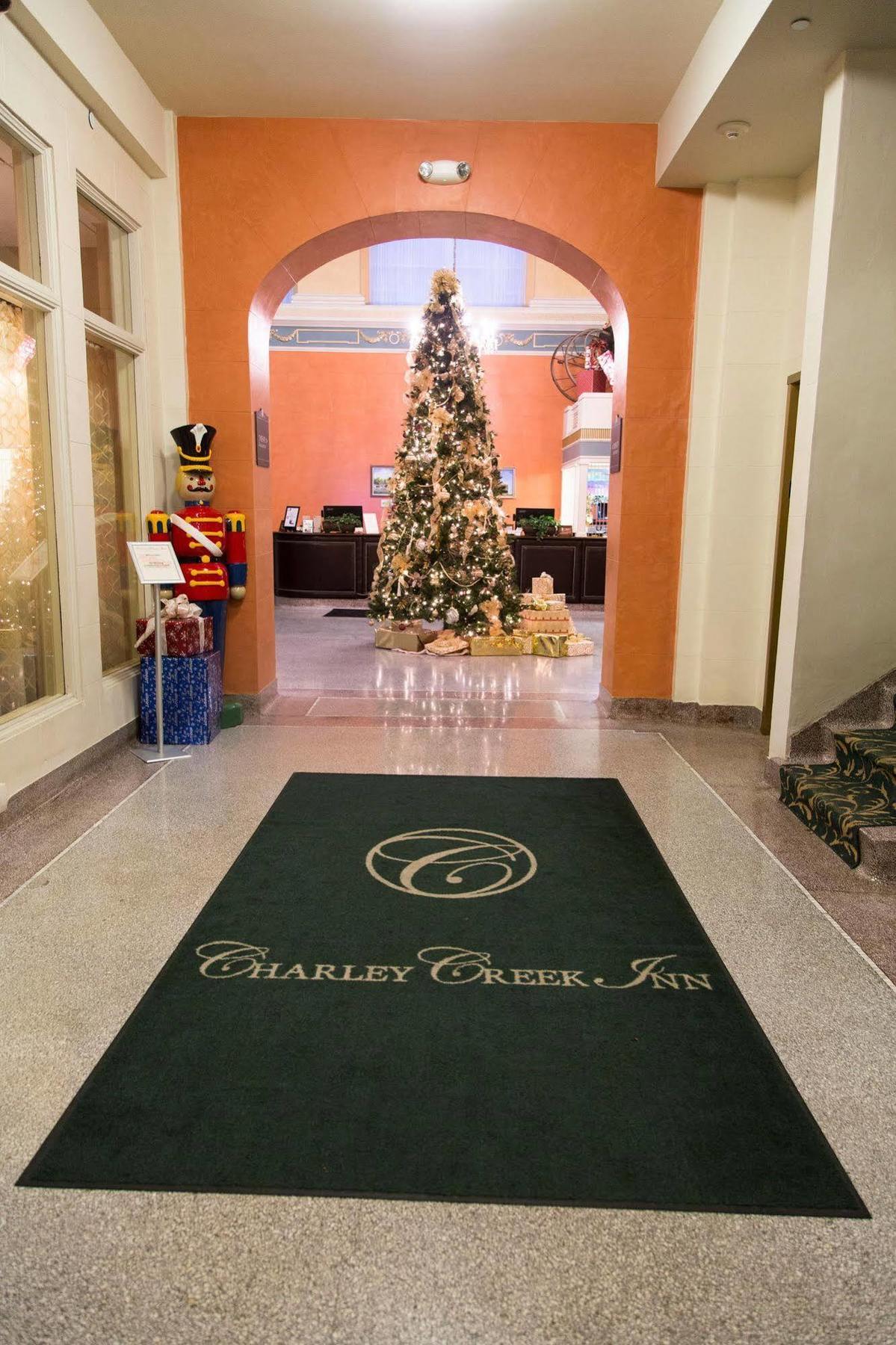 Charley Creek Inn Wabash Екстер'єр фото